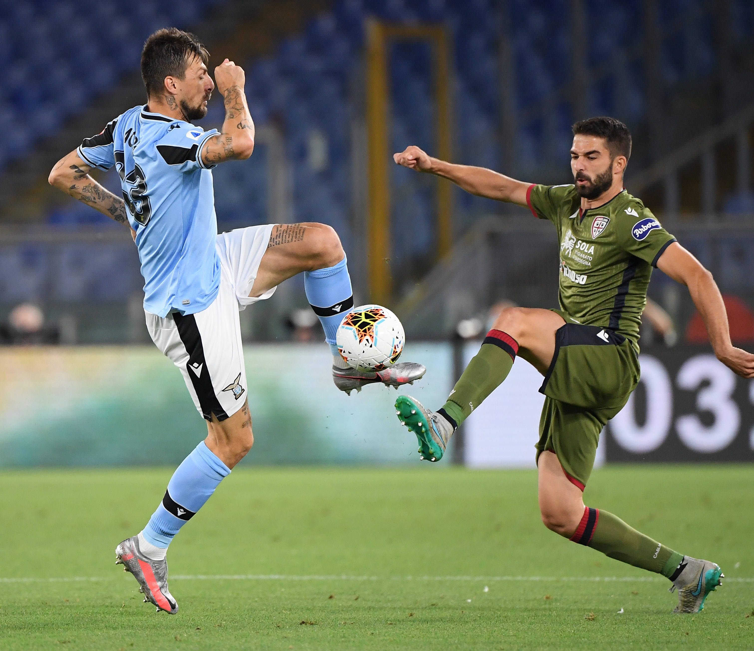 球队引进的 球队引进的