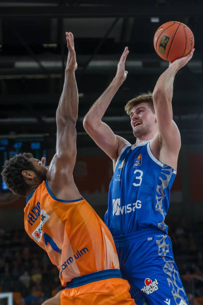 他们积极引 他们积极引